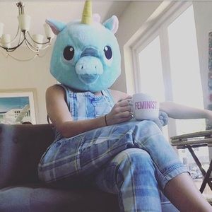 Meet your Posher, Lizzy